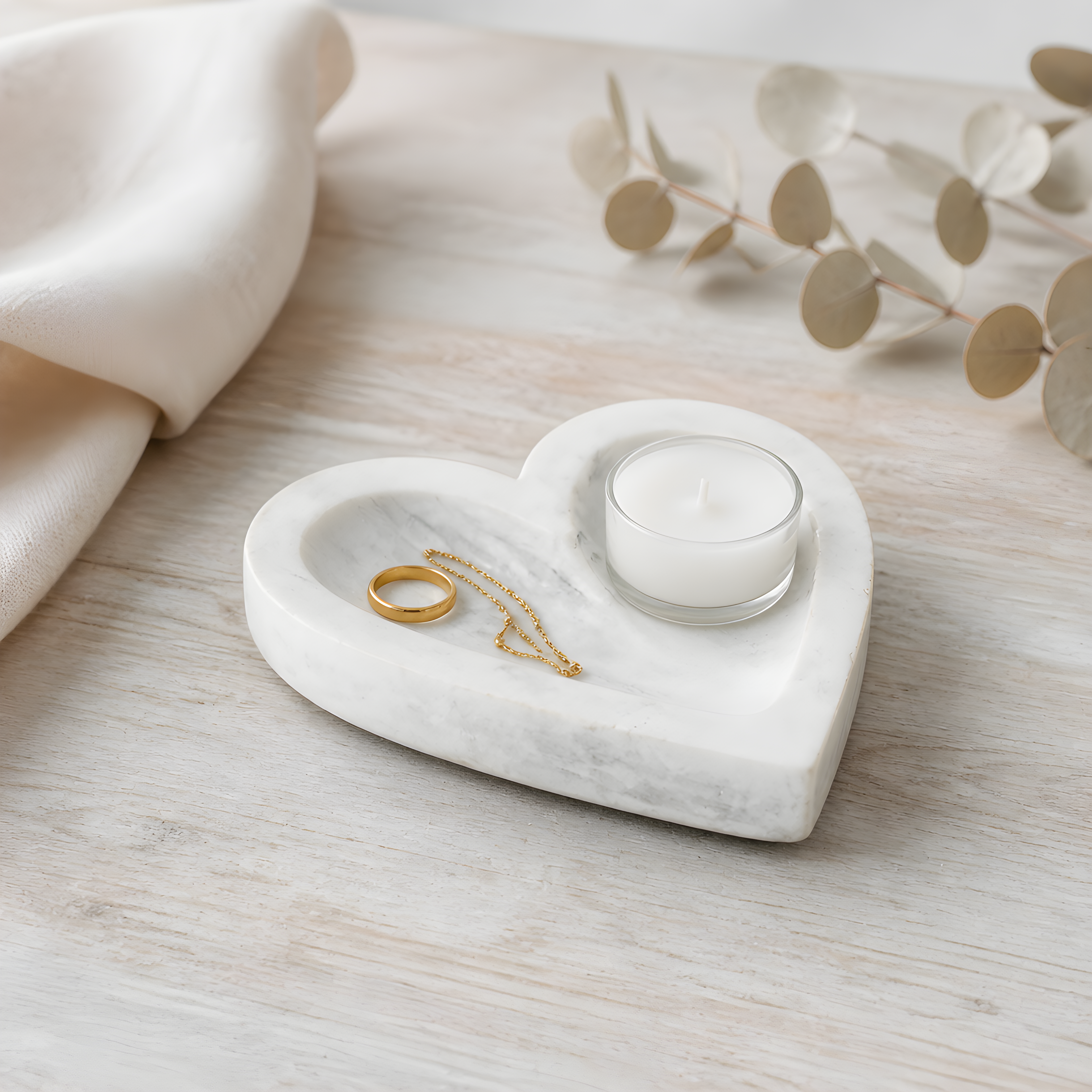 Wooden Heart Dish – Whitewashed Shabby Chic 15cm x 3cm