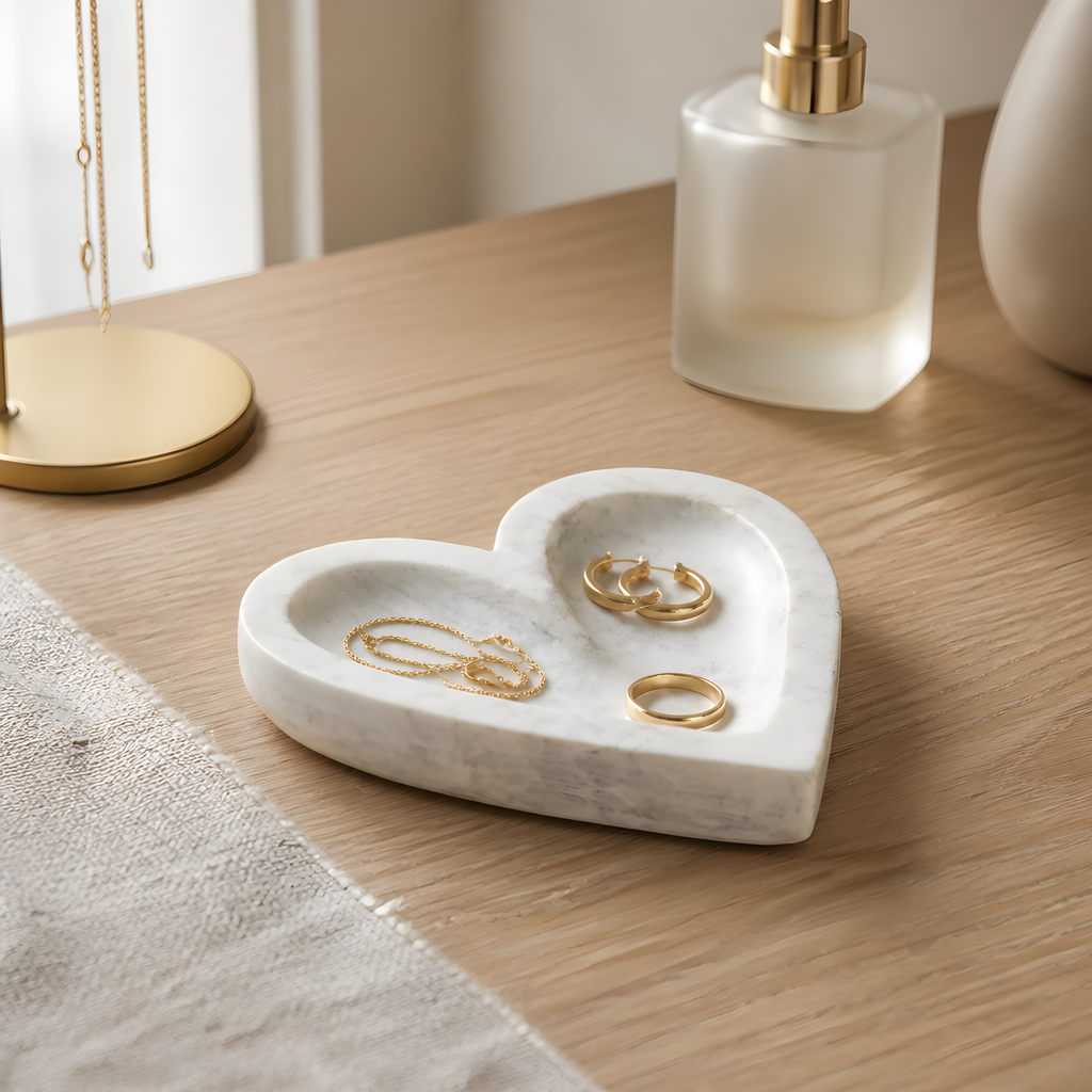 Wooden Heart Dish – Whitewashed Shabby Chic 15cm x 3cm